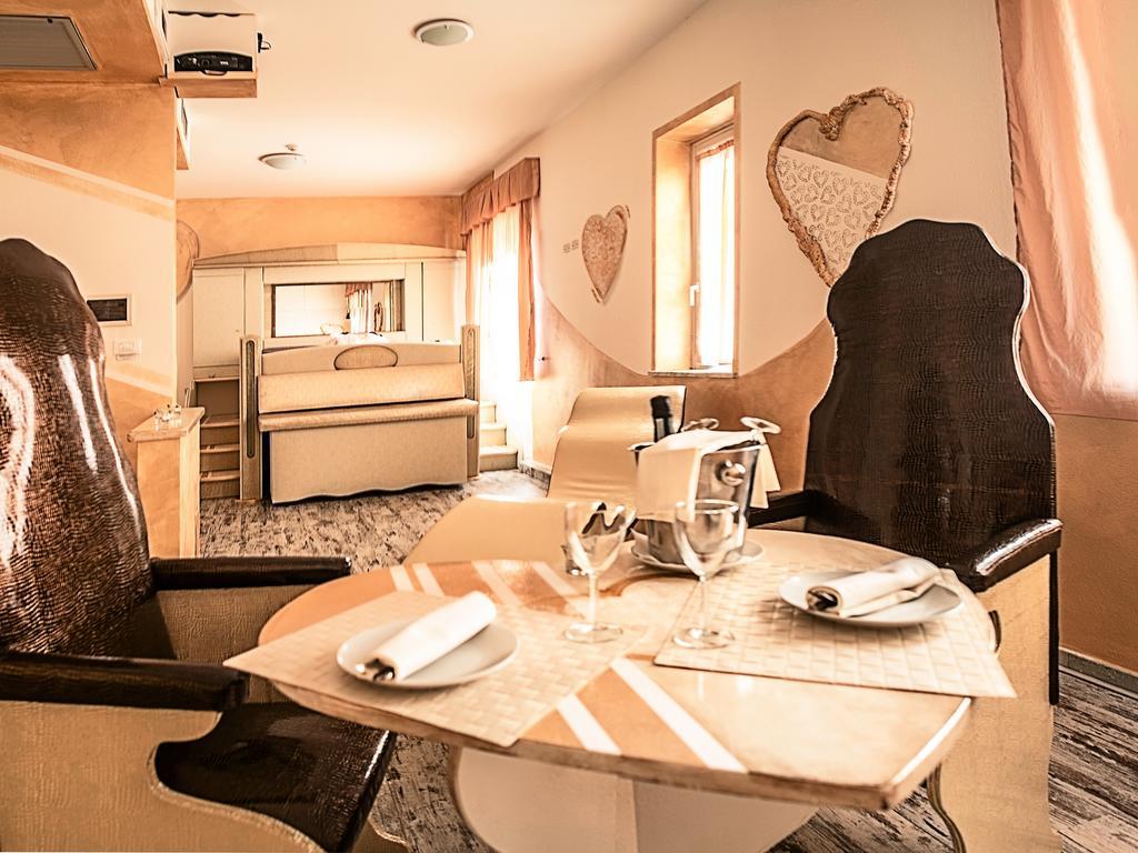 Hotel Butterfly Torre del Lago Puccini Exterior photo